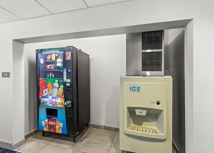 Comfort Inn & Suites Rome South